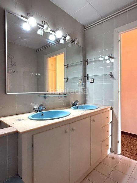 Foto 47a2835e-7474-4a87-bda7-97c142b5e428. Pis amb calefacció aparcament a Centre Sant Boi de Llobregat