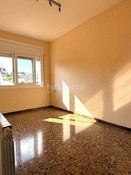 Foto c1c44f59-4e12-47b2-a21c-5dce0ab68f2e. Pis amb calefacció aparcament a Centre Sant Boi de Llobregat