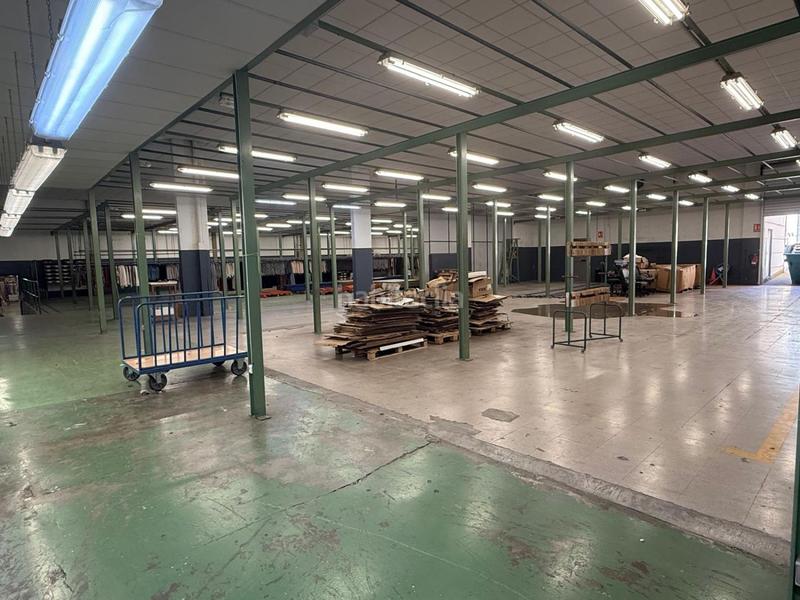 Foto 40ffcb94-3c62-436b-af2c-f4a79e817445. Alquiler nave industrial  en alquiler en merinals, 1 dormitorio. en Sabadell