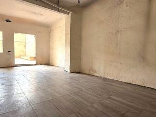 Rez-de-chaussée à Centre. Planta baja en venta en marianao, 2 dormitorios.