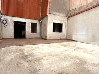 Planta baixa a Centre. Planta baja en venta en marianao, 2 dormitorios.