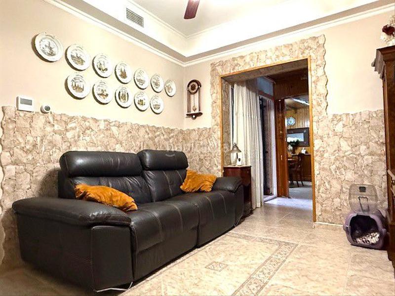 Foto e2cc2d40-023d-41c9-8941-a9b12829bcdc. Pis amb calefacció a Marianao Sant Boi de Llobregat