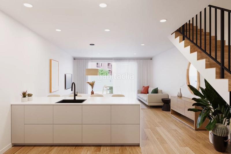 Foto 6d73cf19-3262-462b-ab0c-3153059347fc. Casa a raval del centre 6 a Sant Vicenç dels Horts