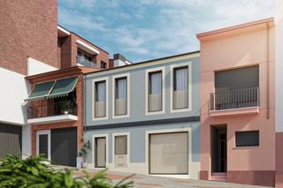 Haus in Raval del centre 6. Casa en venta en centro, 4 dormitorios.