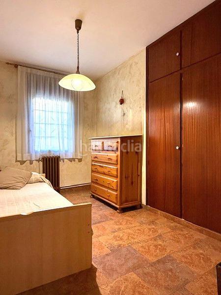 Foto 0785397f-ef91-452c-9e72-29b530bfc506. Chalet mit heizung parking in Marianao Sant Boi de Llobregat