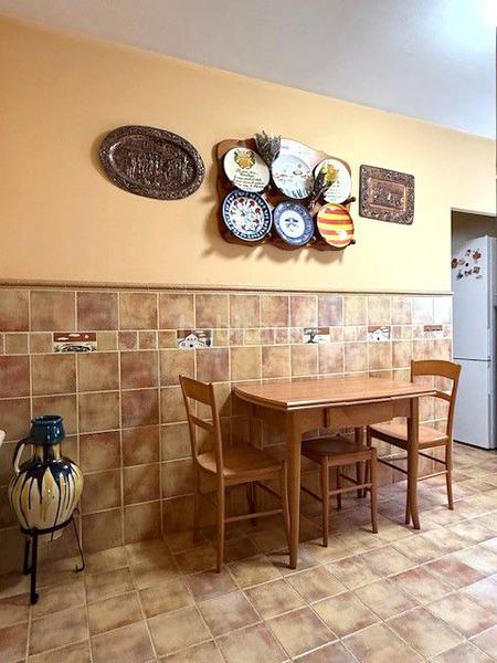 Foto 3d6d822e-89d7-4dd5-b76f-b5eca9236b88. Chalet mit heizung parking in Marianao Sant Boi de Llobregat