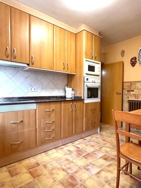 Foto 6294111a-fdc0-435d-b777-5b364eeb9f83. Chalet mit heizung parking in Marianao Sant Boi de Llobregat