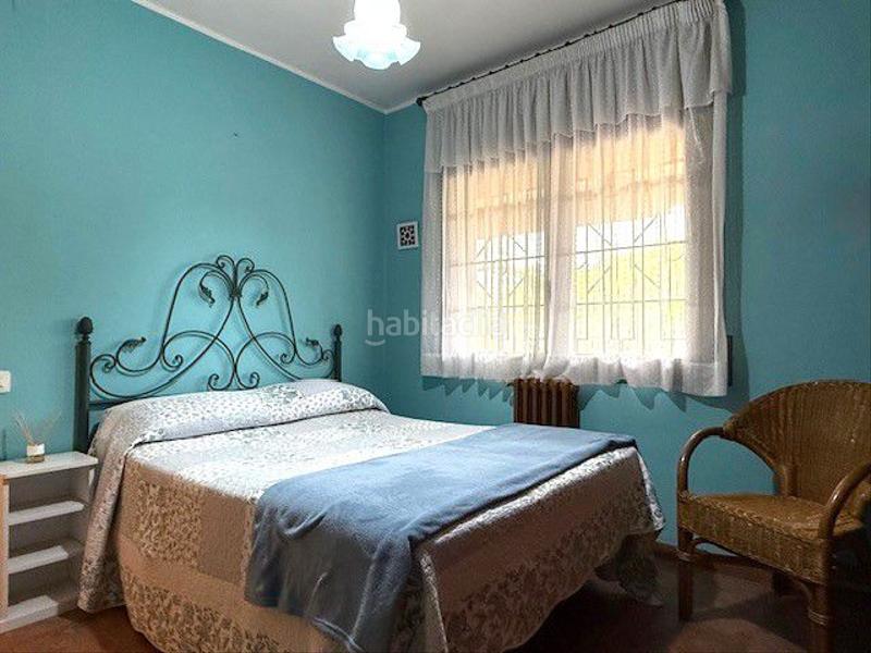 Foto 7d241440-4f76-48d3-a0f3-3e31ac9c9fd5. Chalet mit heizung parking in Marianao Sant Boi de Llobregat