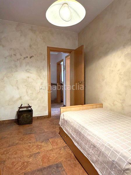 Foto e0a8ed31-dbbd-4ac8-8dfc-646c53e76a93. Chalet mit heizung parking in Marianao Sant Boi de Llobregat