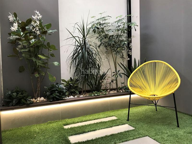 Foto d1d9ff5c-6dcf-4952-a971-dd061b899be1. Semi detached house with heating parking in Centre Sant Boi de Llobregat