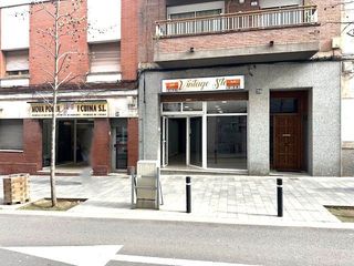 Local Comercial en Centre. Local com. en venta en centre, 1 despacho.