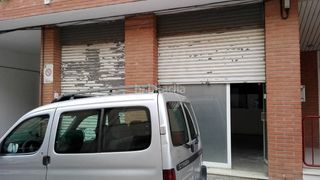 Locale commerciale in Joan Maragall, 17