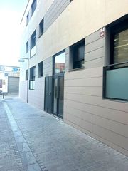 Pis a Sant Vicenç dels Horts. Piso en venta en centro, 3 dormitorios.