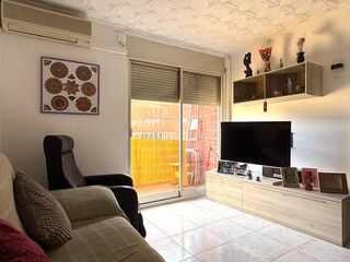 Flat in Vinyets-Molí Vell. Piso en venta en vinyets  molí vell, 3 dormitorios.