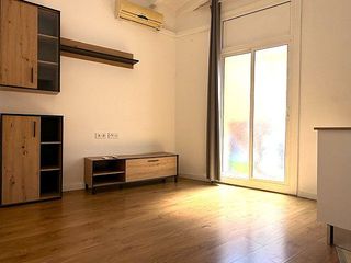 Flat in Centre. Piso en venta en casco antiguo, 2 dormitorios.