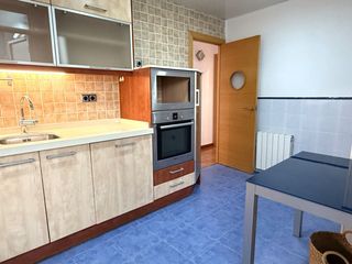 Pis a Vinyets-Molí Vell. Piso en venta en vinyets  molí vell, 4 dormitorios.