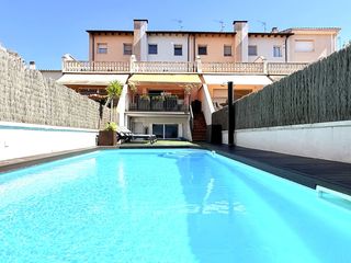 Casa a Marianao. Casa en venta en marianao, 4 dormitorios.