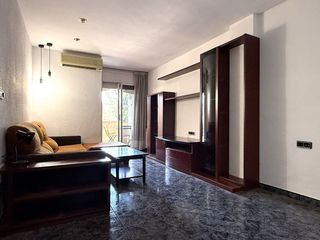 Flat in Marianao. Piso en venta en marianao  salesianos, 3 dormitorios.
