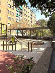 Piso en Vinyets-Molí Vell. Piso en venta en vinyets  plaza catalunya, 3 dormitorios.
