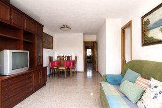 Piso en Centre. Piso en venta en centre, 3 dormitorios.