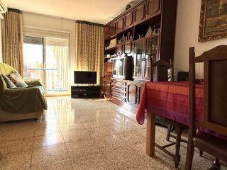 Pis a Centre. Piso en venta en centre, 3 dormitorios.