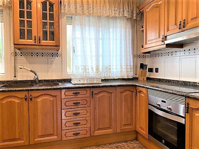 Foto 15aa28a8-98d0-45d3-8a1c-fa830f60c12c. Casa con riscaldamento parcheggio in Marianao Sant Boi de Llobregat