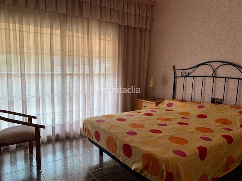 Foto 90b60488-12d8-4e40-b93e-18dc109878bf. Casa con riscaldamento parcheggio in Marianao Sant Boi de Llobregat