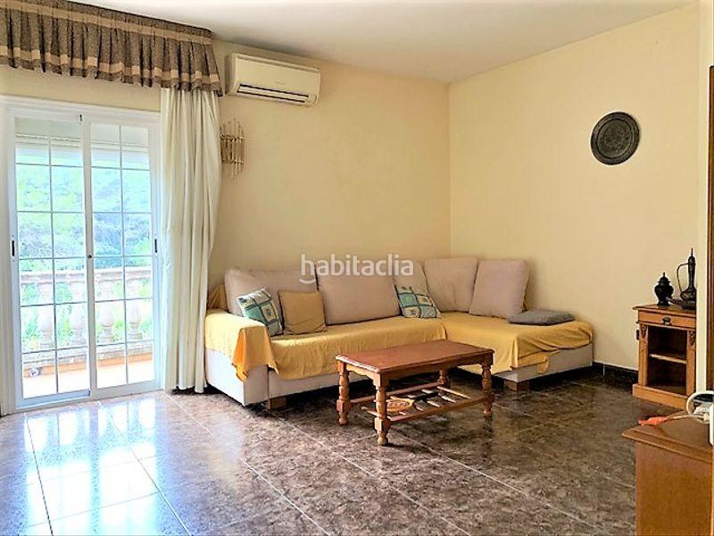 Foto a111274f-1c05-4a63-95a5-ac61088c26de. Casa con riscaldamento parcheggio in Marianao Sant Boi de Llobregat