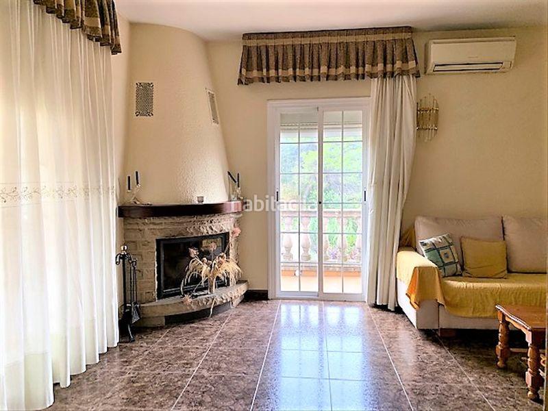 Foto a320fdf1-e5ab-42f6-b2a4-05e1cc52ac94. Casa con riscaldamento parcheggio in Marianao Sant Boi de Llobregat