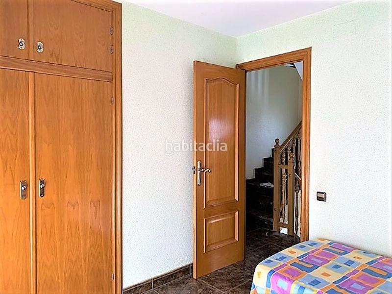 Foto f0d001ab-8f3f-4505-8ecb-3b7891bca604. Casa con riscaldamento parcheggio in Marianao Sant Boi de Llobregat