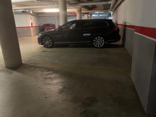 Car parking in Vinyets-Molí Vell. Aparcamiento en venta en centre.