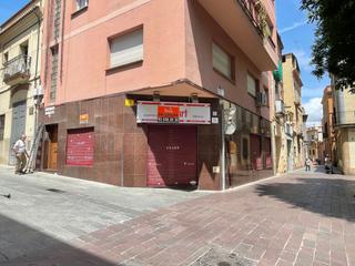 Rent Business premise in Llorenç presas 6. Local com. en alquiler en centre.
