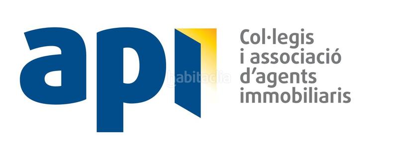 Foto de761020-d45c-42d7-8c63-2b31747f53f3. Casa con riscaldamento in Centre Sant Boi de Llobregat