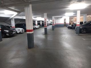 Car parking in Vinyets-Molí Vell. Zona viñets