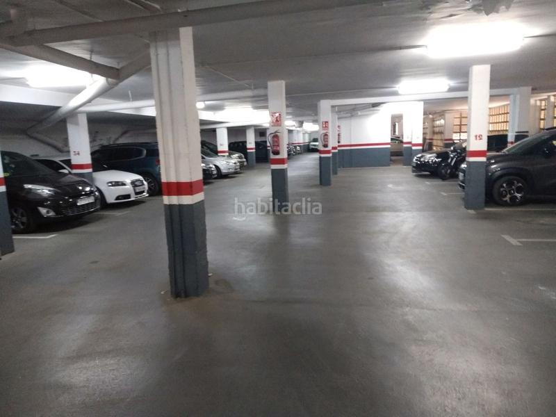 Foto 40541569-2f90-4f4a-99e1-7be349331ca0. Aparcament cotxe a Vinyets-Molí Vell Sant Boi de Llobregat