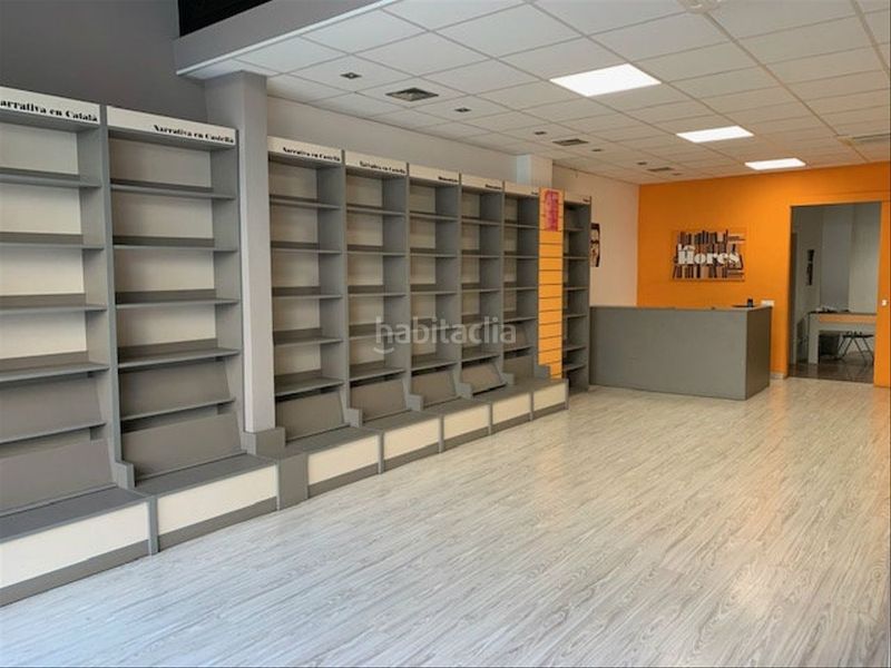 Foto 916dcef5-ebe8-4c5c-9637-ef860b922e17. Local comercial amb calefacció a Centre Sant Boi de Llobregat