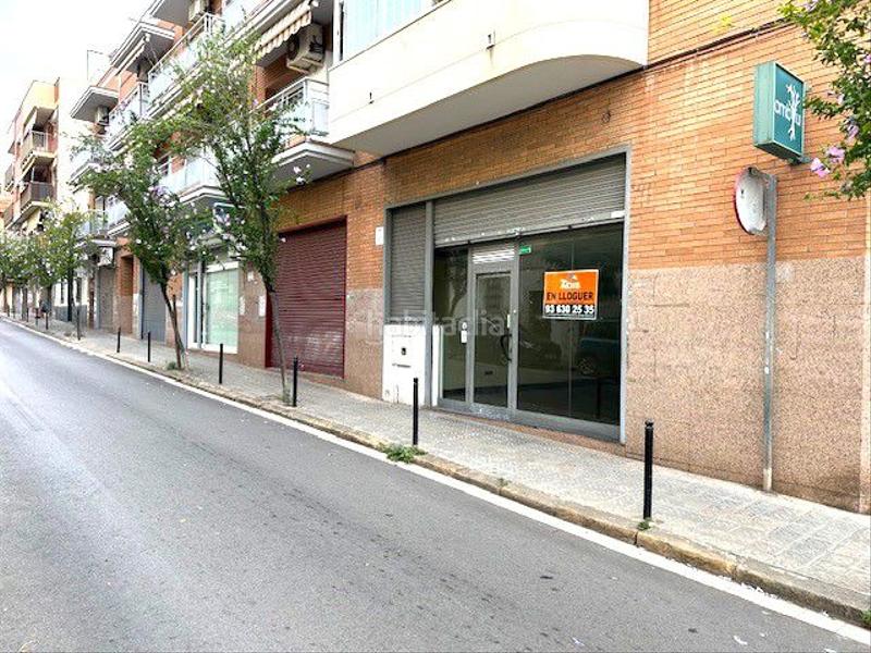 Foto ee6570d1-b9e4-4823-906f-038a8bddd532. Lloguer local comercial a mossen jacinto verdaguer 45 a Sant Boi de Llobregat