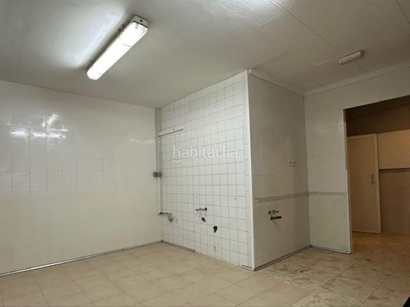 Foto ba1fa5bd-1321-4d19-9430-c1d79255579a. Affitto locale commerciale in Marianao Sant Boi de Llobregat
