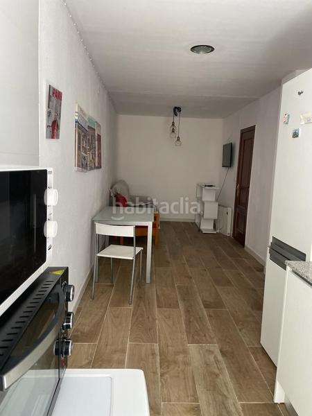 Foto c59e72cb-6ec3-4ce1-a708-2ee8d849fb0d. Alquiler piso bonito piso de 3 dormitorios y 1 baño en zona centro, con reforma reciente y todo exterior, ven a verlo te encantara!!!! en Granada
