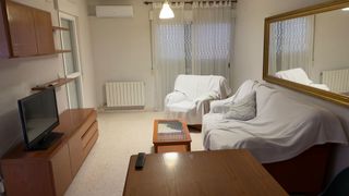 Rent Flat  Avenida profesor domínguez ortiz. Estupendo piso en zona parque almunia, zona periodistas, al lado
