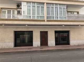Geschäftsraum in Camí de Ses Vinyes. Espacioso local comercial en mahón
