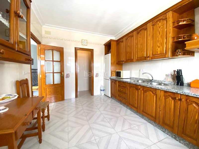 Foto 3b673021-951e-4476-8403-4d55d526e934. Pis amb aparcament a Estepa