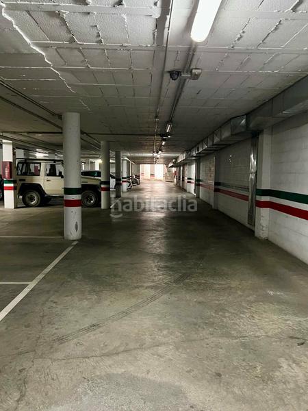 Foto b00b882c-6f2d-44db-89ad-d9e300f35f93. Aparcament cotxe a Estepa