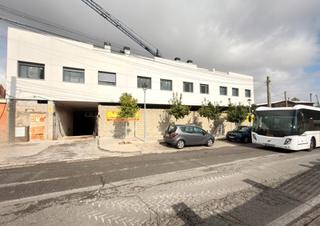 Lloguer Local Comercial a Avenida almensilla 24. Alquiler · local comercial · palomares del rio (sevilla)