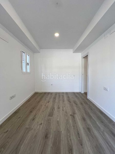 Foto 3c81a526-ade3-4c6f-9e3b-ff3de18736ec. Planta baixa a El Porvenir Sevilla