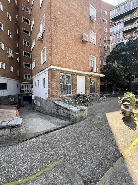 Foto f08b3fba-f139-443e-a7ff-4b41d66091a7. Planta baixa a El Porvenir Sevilla