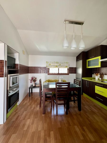 Foto 03849cd3-6bab-40ed-a1d3-e0423fb968c9. Piso venta • piso • en Estepa