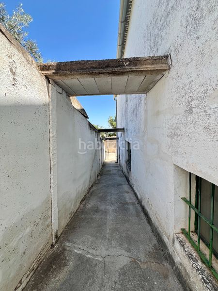 Foto f3d71c90-6a8f-4862-9e06-19592bc7cd75. Masia amb piscina a Estepa