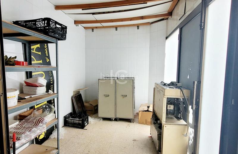 Foto bc74eb9a-30e9-4d10-8858-2754134442ca. Local comercial a Centro Urbano-Hirigunea Leioa
