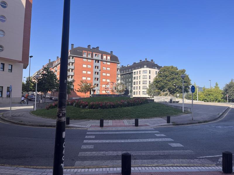 Foto f0f579a8-2f70-4011-a0f9-af5c17208efd. Geschäftsraum in Miribilla Bilbao